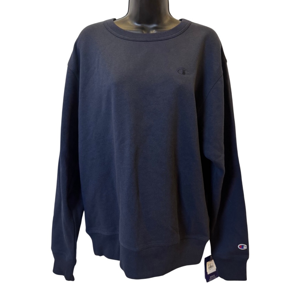 NWT Champion Men's Navy Crewneck Sweatshirt - size M